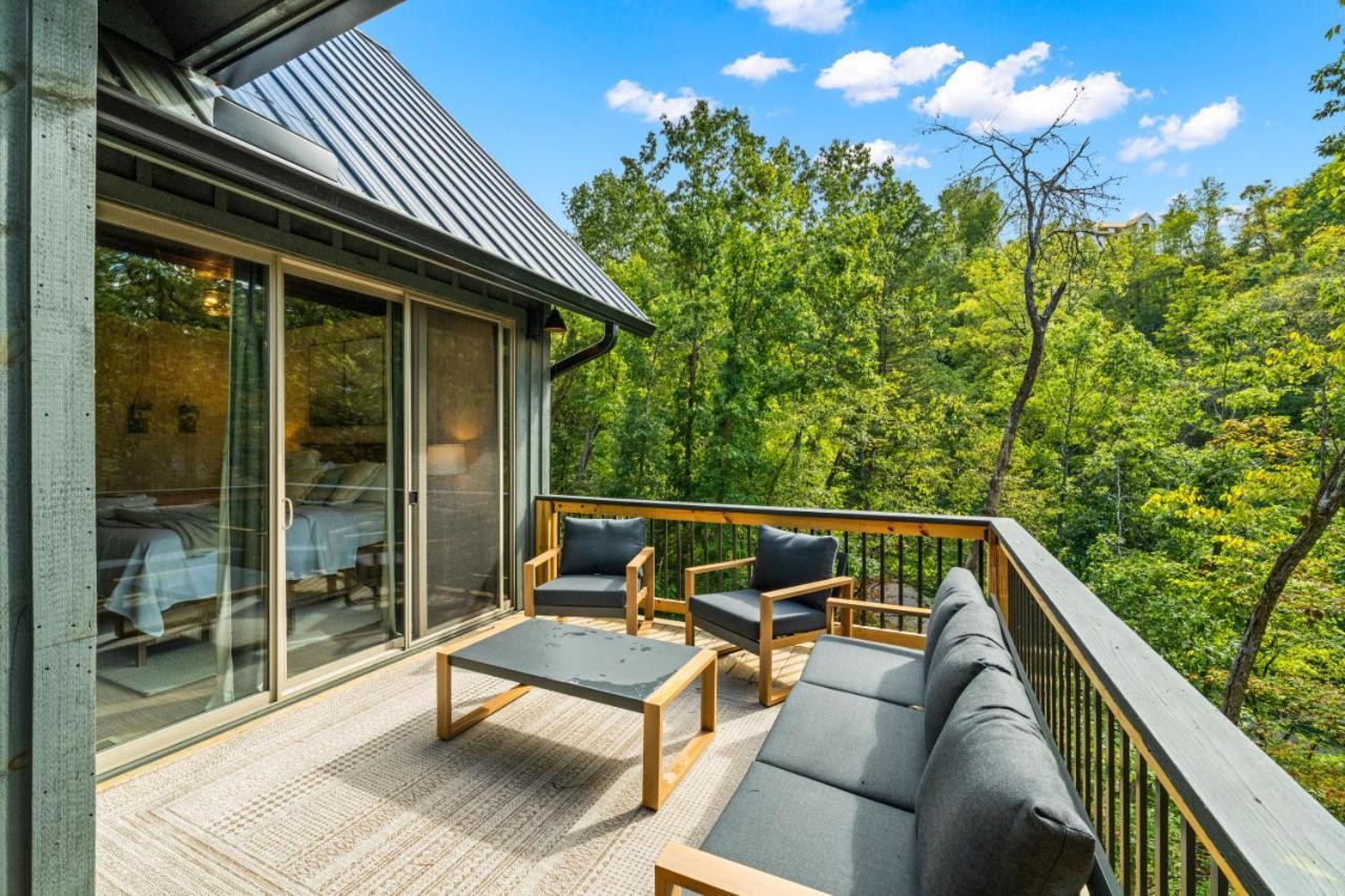 Cozy Cove Retreat W Lake View Hot Tub Firepit Dandridge Exterior photo